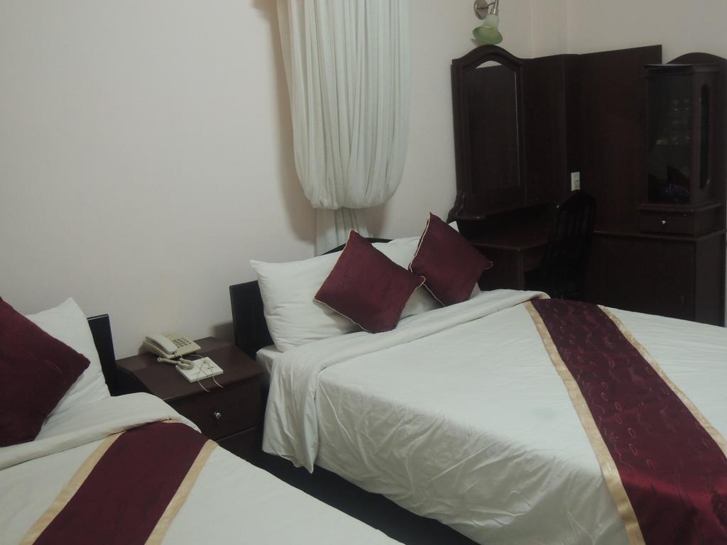 Y Lan Hotel Da Lat Kültér fotó