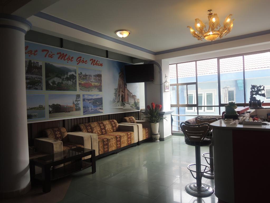 Y Lan Hotel Da Lat Kültér fotó
